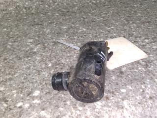 насос (моторчик) омывателя стекла Mitsubishi Colt 5 поколение (CJO) 2000