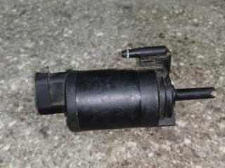 насос (моторчик) омывателя стекла Renault Master 2 поколение 2001