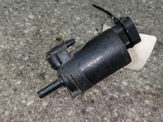 насос (моторчик) омывателя стекла Renault Master 2 поколение 2001