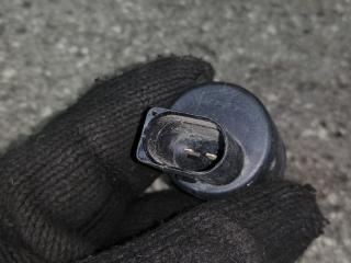 насос (моторчик) омывателя стекла Volkswagen Bora 1 поколение 2002