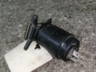 насос (моторчик) омывателя стекла Volkswagen Golf 3 поколение 1994