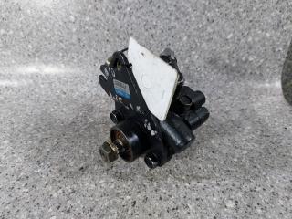 насос гидроусилителя руля Nissan Primera P10 (1990 - 1997), 1.6 л., i, бензин