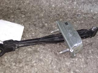 ограничитель открывания двери Chevrolet Cruze 1 поколение 2012