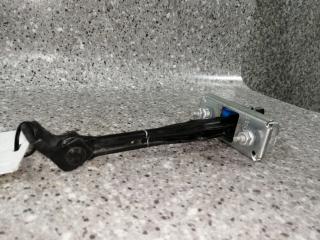 ограничитель открывания двери Chevrolet Cruze 1 поколение 2012