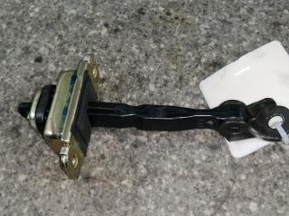 ограничитель открывания двери Chevrolet Lacetti 1 поколение 2007