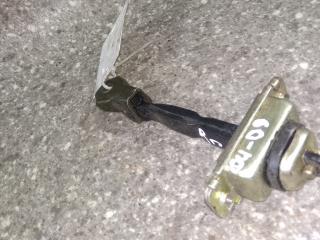 ограничитель открывания двери Chevrolet Lacetti 1 поколение 2007