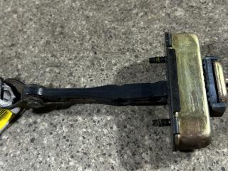 ограничитель открывания двери Honda Accord 7 поколение 2006