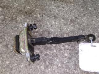 ограничитель открывания двери Hyundai Coupe GK 2004