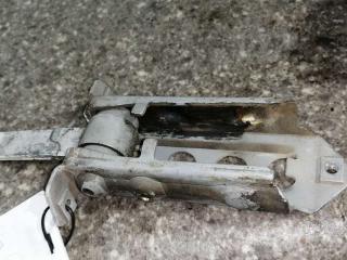 ограничитель открывания двери Mercedes-Benz 190 1 поколение 1988