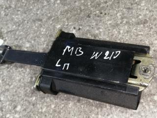 ограничитель открывания двери Mercedes-Benz E-Класс W210/S210 [рестайлинг] 1999