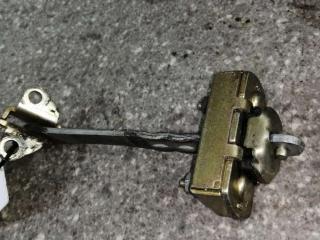 ограничитель открывания двери Mercedes-Benz Sprinter 1 поколение (W901-905) 2000