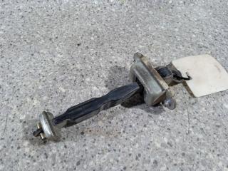 ограничитель открывания двери Nissan Maxima A33 2002