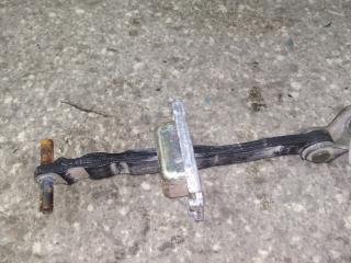 ограничитель открывания двери Suzuki Grand Vitara 2 поколение 2008