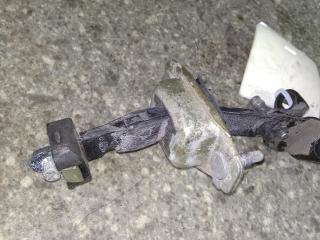 ограничитель открывания двери Toyota Carina T190 1995