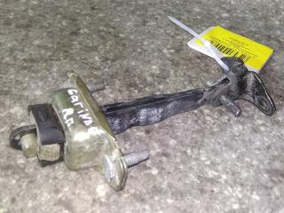 ограничитель открывания двери Toyota Carina T190 1995