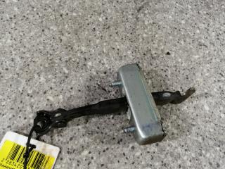 ограничитель открывания двери Toyota Corolla Verso 1 поколение [рестайлинг] 2007