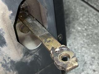 ограничитель открывания двери Volkswagen Passat B4 1995