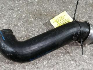 патрубок интеркулера Volkswagen Golf 4 поколение 2000