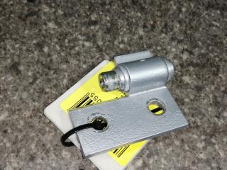 петля двери BMW 5 серия E39 2000