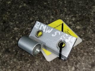 петля двери BMW 5 серия E39 2000