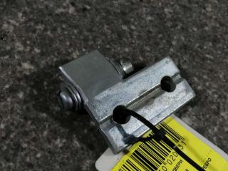 петля двери BMW 5 серия E39 2000