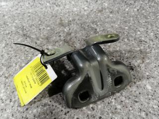 петля двери Chevrolet Cruze 1 поколение 2012