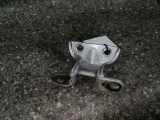 петля двери Hyundai Sonata EF 2000