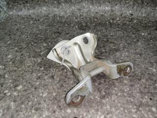 петля двери Hyundai Terracan 1 поколение 2004