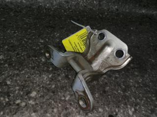 петля двери Hyundai Terracan 1 поколение 2004