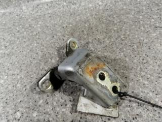 петля двери Kia Cerato 1 поколение 2006