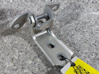 петля двери Lexus RX 2 поколение (2003 - 2006)