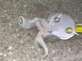 петля двери Mazda 323 BJ 2001 - фото №2