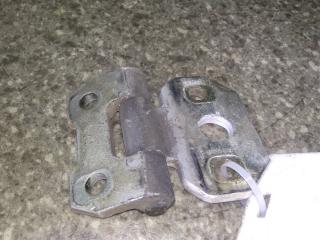 петля двери Mercedes-Benz 190 1 поколение 1988