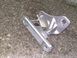 петля двери Mercedes-Benz C-Класс W203/S203/CL203 2002