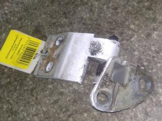 петля двери Mercedes-Benz Vito W638 1999