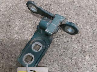 петля двери Opel Vectra C 2005