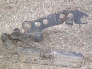 петля капота левая BMW 7 серия E38 1998