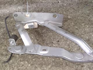 петля капота правая Chrysler PT Cruiser 1 поколение 2005