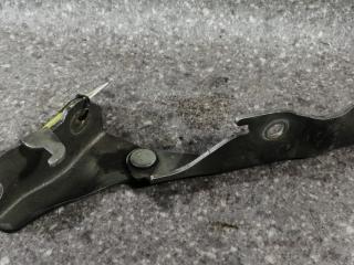 петля капота левая Hyundai Terracan 1 поколение 2004