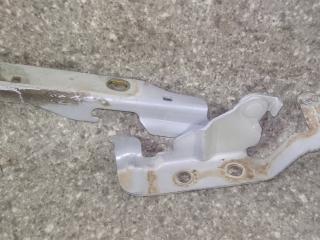 петля капота левая Kia Carens 1 поколение [рестайлинг] 2004