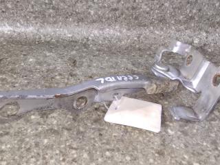 петля капота левая Kia Cerato 1 поколение 2006