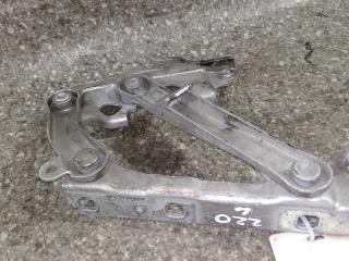 петля капота левая Mercedes-Benz S-Класс W220 (1998 - 2002), 2208800128