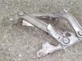 петля капота левая Mercedes-Benz S-Класс W220 (1998 - 2002), 2208800128 - фото №2