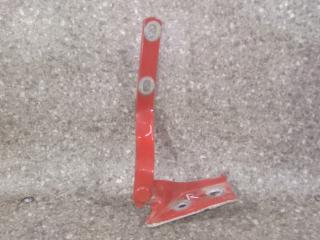 петля капота правая Volkswagen Golf 3 поколение 1994