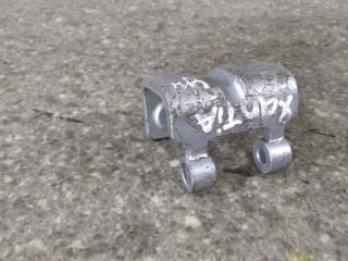 петля крышки багажника Citroen Xantia 1 поколение 1997