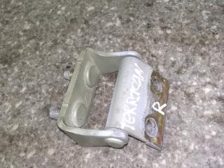 петля крышки багажника Hyundai Terracan 1 поколение 2004