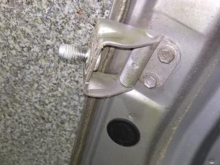 петля крышки багажника Kia Picanto 1 поколение [рестайлинг] 2008