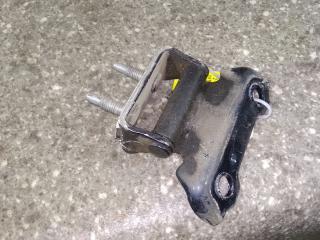 петля крышки багажника Lexus RX 2 поколение 2006