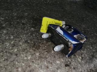 петля крышки багажника Mitsubishi Space Gear 1 поколение [рестайлинг] 2000