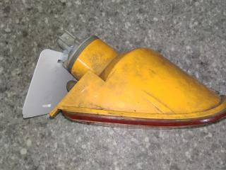 поворотник правый Ford Focus 1 поколение 2000